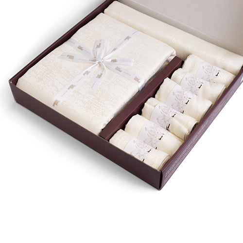 סט לשולחן- מפה,ראנר למרכז שולחן,שישיית מפיות